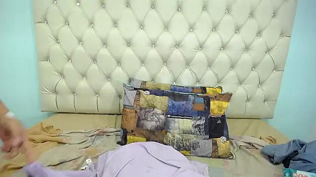 LindaKardi online show from January 6, 2026, 4:32 pm