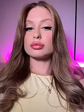 Snapshot of Sweet__Milly chatting on March 1, 2026, 3:03 pm Sweet Milly online show from March 1, 2026, 3:03 pm