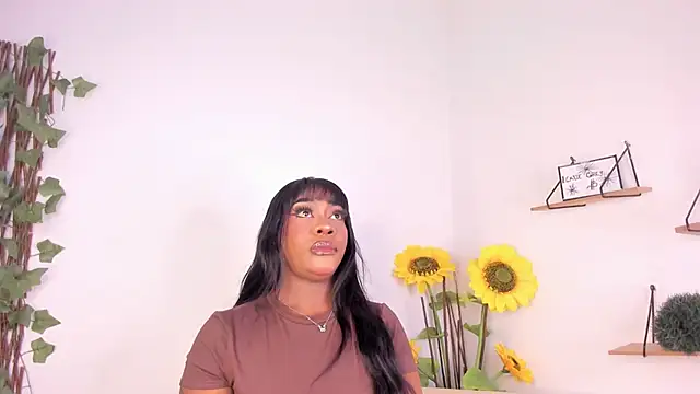 Snapshot of LexiieGrey chatting on July 29, 2026, 9:02 pm LexiieGrey online show from July 29, 2026, 9:02 pm