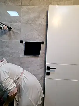 Esmertarcinim online show from February 7, 2025, 11:45 am