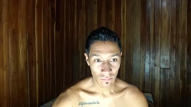 Snapshot of DEMARCOUS_NM chatting on July 19, 2026, 6:33 pm DEMARCOUS NM online show from July 19, 2026, 6:33 pm