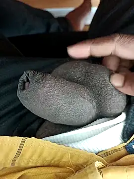 Snapshot of mr_slim_body chatting on April 4, 2026, 4:22 am mr slim body online show from April 4, 2026, 4:22 am