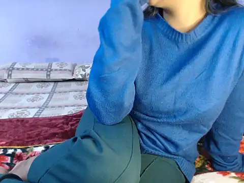 Snapshot of Freya_nia chatting on December 7, 2024, 4:47 pm Freya nia online show from December 7, 2024, 4:47 pm