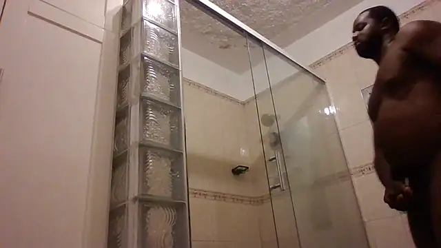 Bighood T online show from October 2, 2025, 4:08 am