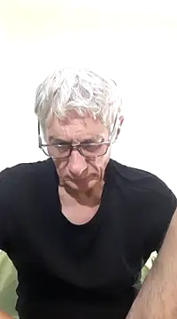 BIGUNCUTHARDCOCK online show from March 19, 2025, 10:22 am