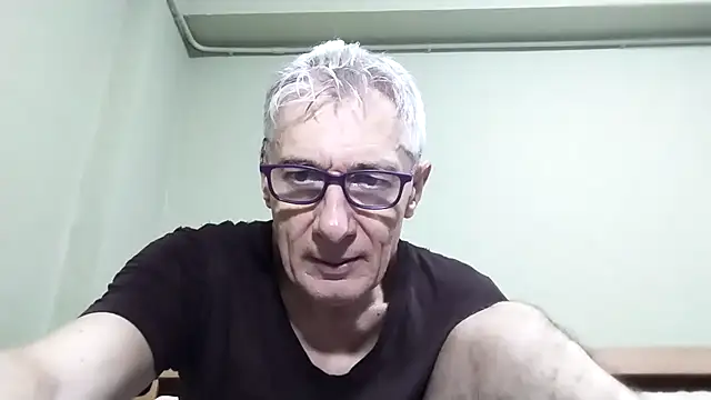 BIGUNCUTHARDCOCK online show from October 17, 2025, 2:48 am