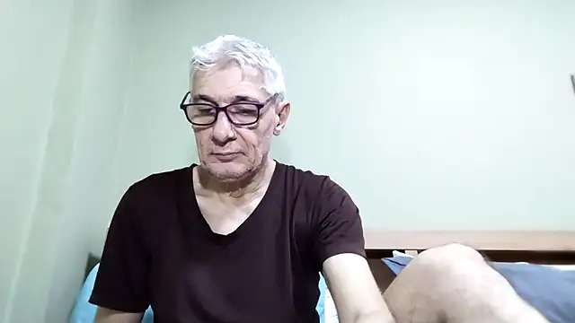 BIGUNCUTHARDCOCK online show from October 20, 2025, 1:28 am