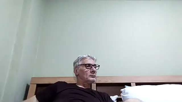 BIGUNCUTHARDCOCK online show from November 20, 2025, 12:05 pm