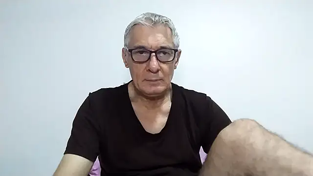 BIGUNCUTHARDCOCK online show from April 1, 2026, 12:11 am