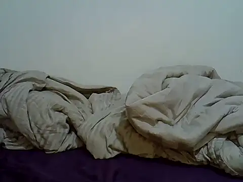 Giannah01 online show from September 28, 2025, 12:05 am