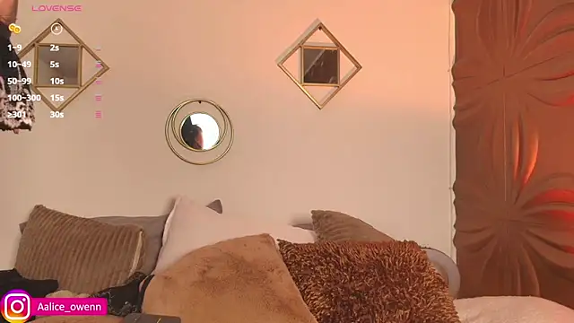 Aliceowenn online show from February 12, 2025, 9:11 pm