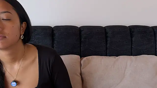 2SummerLove1 online show from September 22, 2025, 2:41 pm