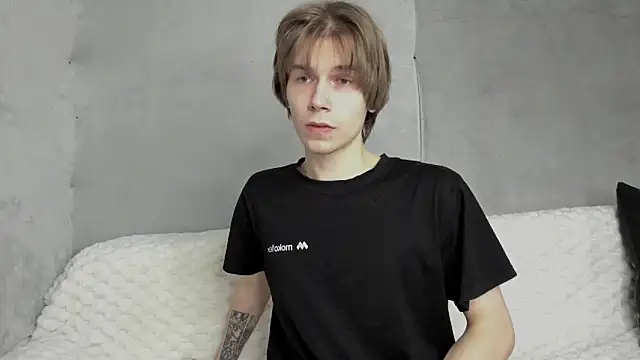 Snapshot of Makentoshi_ chatting on September 19, 2025, 5:46 pm Makentoshi online show from September 19, 2025, 5:46 pm