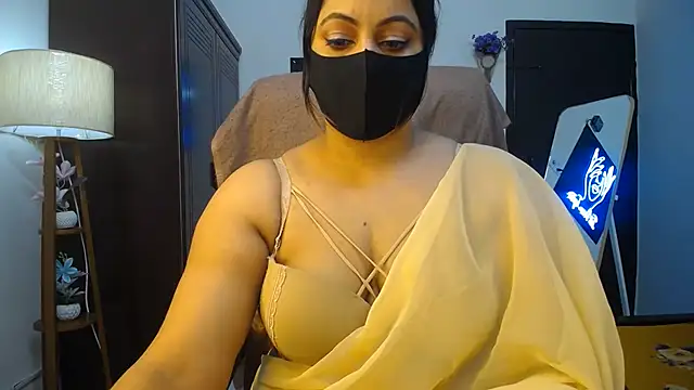 SohanaSabaSexy online show from August 3, 2026, 7:40 am