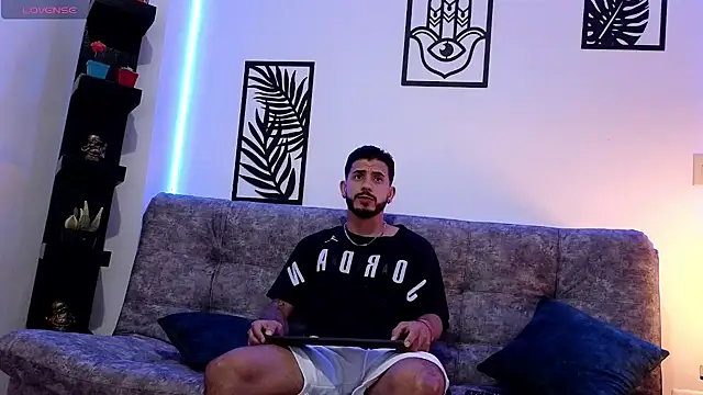 Snapshot of Bruno_Mattos chatting on December 18, 2024, 12:43 am Bruno Mattos online show from December 18, 2024, 12:43 am