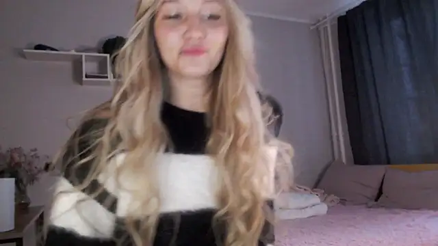 Milk Bunny online show from December 9, 2024, 11:47 am