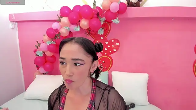 charlotte-11 online show from September 25, 2025, 3:16 pm