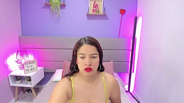 Snapshot of Alicebrooks_ chatting on February 5, 2026, 12:54 pm Alicebrooks online show from February 5, 2026, 12:54 pm