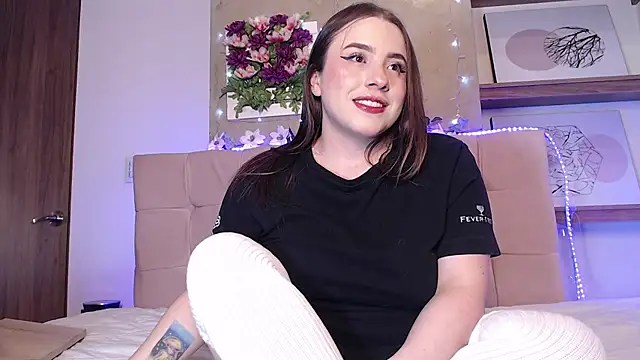 Snapshot of Linaa_morris chatting on December 10, 2024, 4:45 am Linaa morris online show from December 10, 2024, 4:45 am