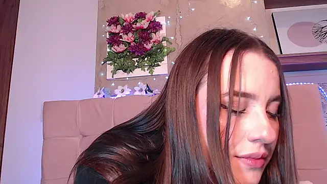 Snapshot of Linaa_morris chatting on December 10, 2024, 7:47 am Linaa morris online show from December 10, 2024, 7:47 am
