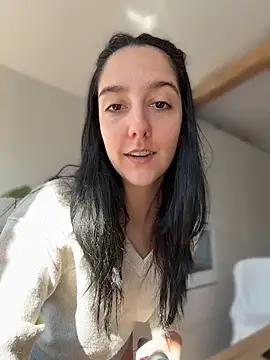  Juliette online show from March 24, 2026, 9:36 am