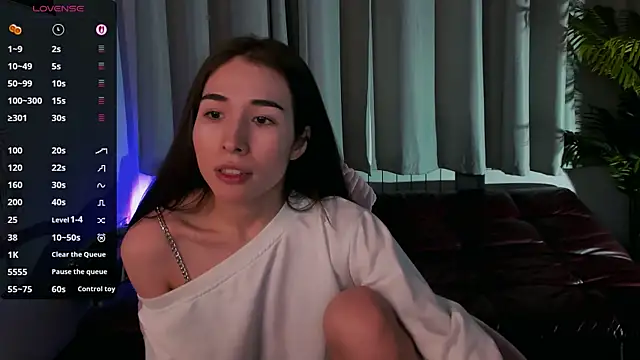 ashleyro1 online show from December 5, 2025, 1:20 pm