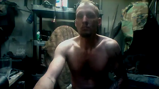 Aaronbp online show from November 16, 2025, 4:23 pm