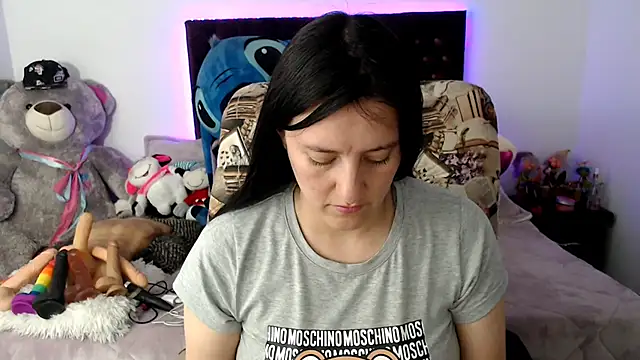 Lorenahot 06 online show from December 20, 2025, 11:12 pm