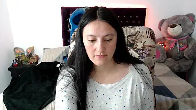 Lorenahot 06 online show from April 16, 2026, 9:39 pm