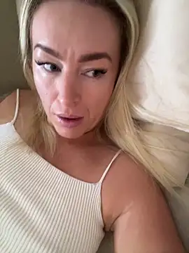 ChristyAdair online show from December 2, 2024, 3:14 pm