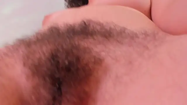 orchide  online show from December 18, 2024, 3:37 am