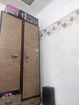 Husnpari20 online show from December 4, 2024, 4:32 am