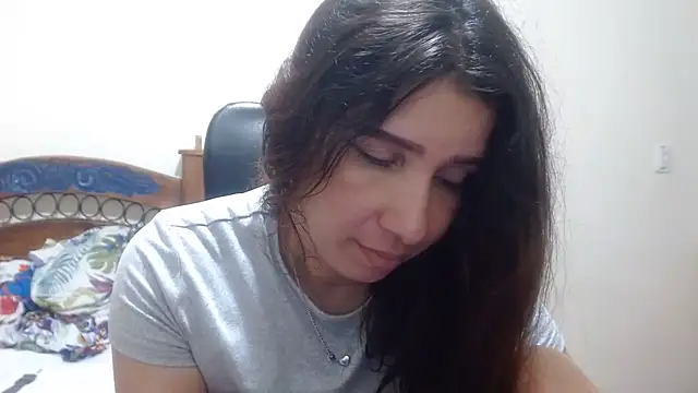 Snapshot of Ainhoa-hot chatting on June 9, 2026, 7:14 pm Ainhoa-hot online show from June 9, 2026, 7:14 pm