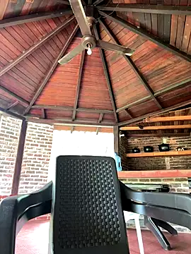 Angel esteban fx online show from November 26, 2025, 3:24 pm