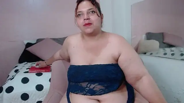 pamelavillaloboss online show from April 14, 2026, 1:11 am