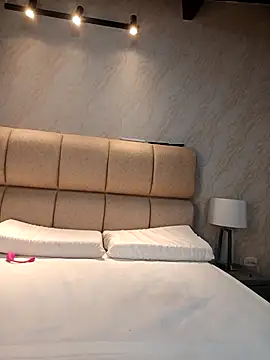 Arii Vga online show from March 5, 2026, 6:31 am