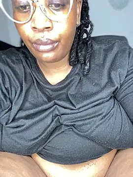 Snapshot of MsWhiteChocolatte chatting on December 18, 2025, 3:18 pm MsWhiteChocolatte online show from December 18, 2025, 3:18 pm