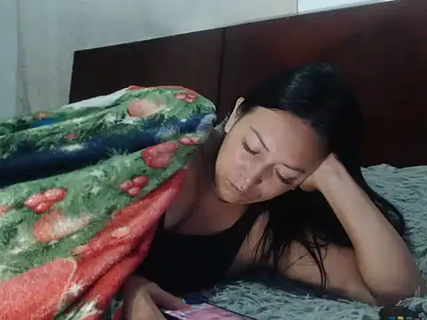 Laura martin  online show from March 16, 2025, 9:05 am