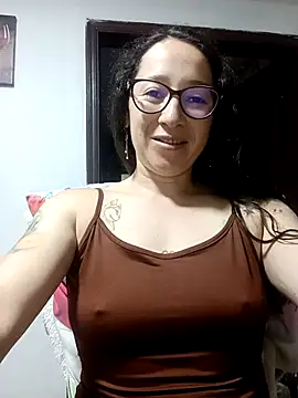 emilypoppy3 online show from September 22, 2025, 9:28 pm