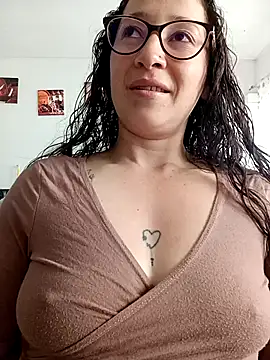 emilypoppy3 online show from March 7, 2026, 8:06 pm