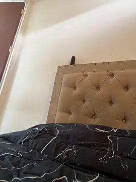 DeboraEvans online show from February 19, 2026, 9:22 pm