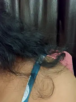 Angleannie online show from April 16, 2026, 10:34 pm