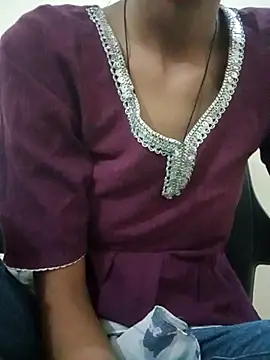 Snapshot of Kumkum_36 chatting on April 11, 2026, 8:18 am Kumkum 36 online show from April 11, 2026, 8:18 am