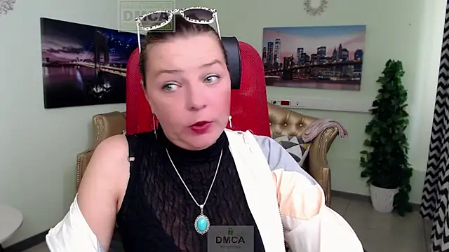 Snapshot of Lily_flower7 chatting on June 19, 2026, 11:14 am Lily flower7 online show from June 19, 2026, 11:14 am