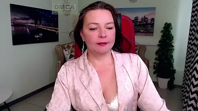 Snapshot of Lily_flower7 chatting on July 1, 2026, 5:53 am Lily flower7 online show from July 1, 2026, 5:53 am