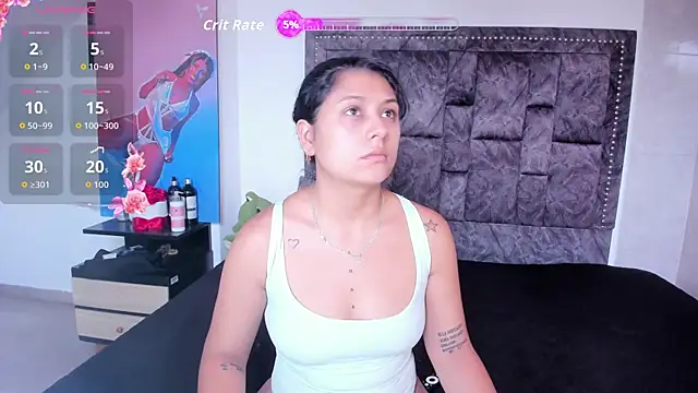 Snapshot of CandyRoxx1_ chatting on July 8, 2026, 6:56 pm CandyRoxx1 online show from July 8, 2026, 6:56 pm