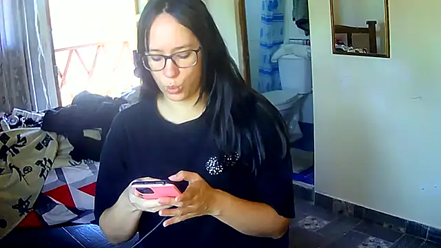 brittanycheeks online show from January 22, 2025, 4:33 pm