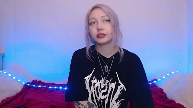 Emily hardcore online show from November 25, 2025, 10:10 pm