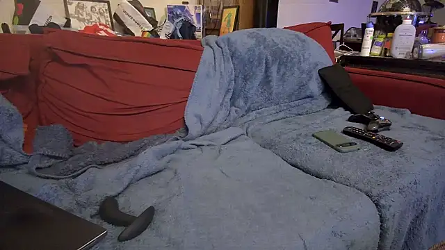 ryderswell123 online show from March 12, 2025, 2:52 am