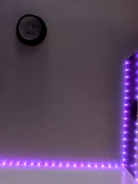 samone9 online show from April 3, 2026, 7:12 pm